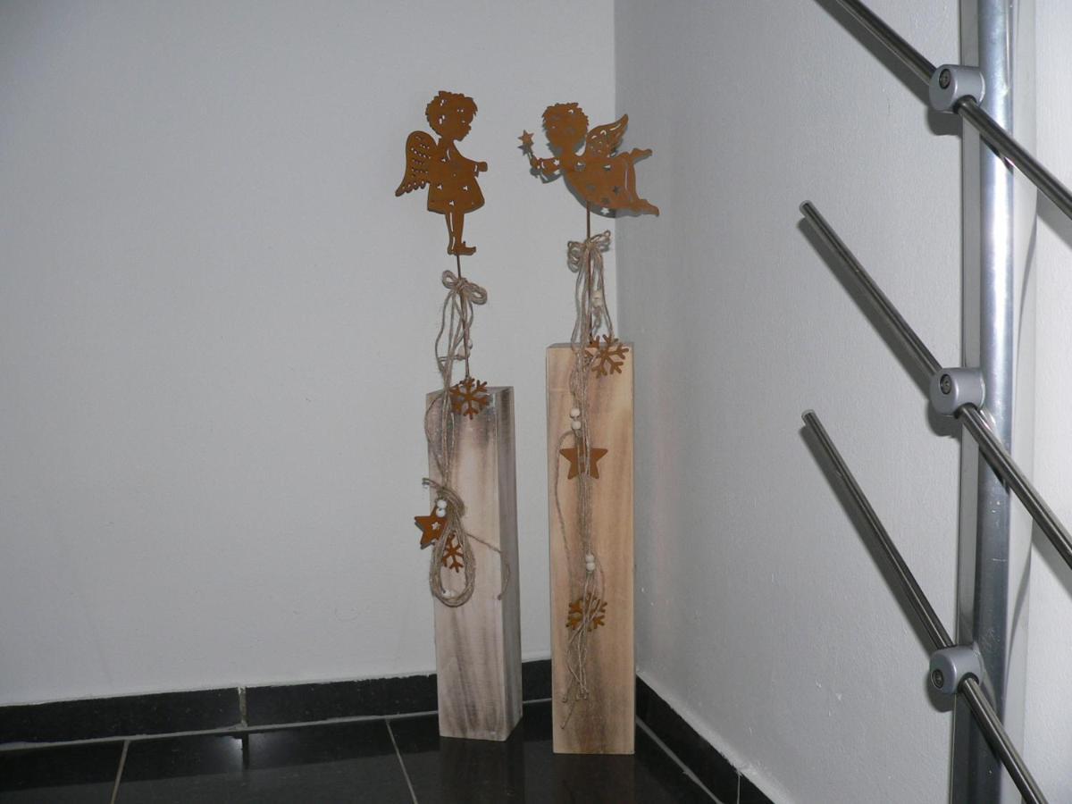 Ferienhaus Zum Gruenen Holz Zetel ภายนอก รูปภาพ